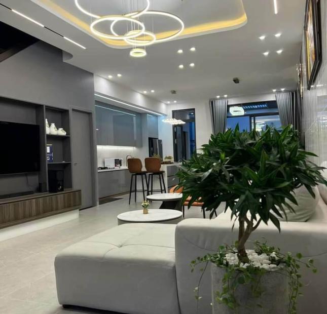 Bán Gấp Nhà Đẹp, Bồ Đề, Hồng Tiến, 61m2, 6 Tầng, Gara, Ô Tô, Thang Máy, Kinh Doanh