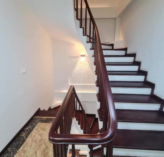 chính chủ cần bán nhà nguyễn khang cầu giấy gần phố ôtô KD >15 tỷ 60m.