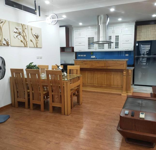 O9 2628 5559  Bán căn hộ Eurowindow Multi Complex 27 Trần Duy Hưng 102m², Tầng 1x, giá 5.6 tỷ Cầu