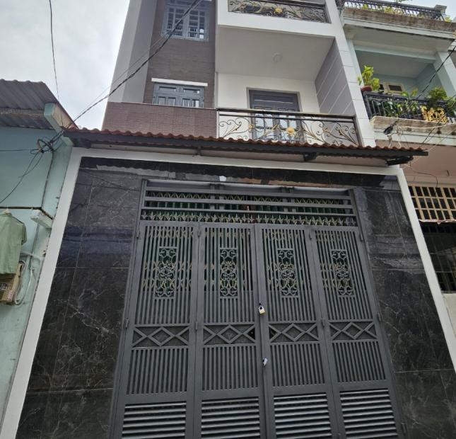 Nhà thuê nguyên căn 3 lầu Dương Quảng Hàm P5, DT 5x15m giá 15tr/tháng