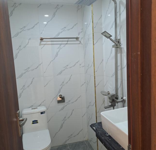 Bán nhà Kim Giang, Thanh Xuân. Ngay KĐT Đại Kim. 40m2 x 3 Tầng. LÔ GÓC. Ô TÔ. Hơn 4 Tỷ. 0968084286