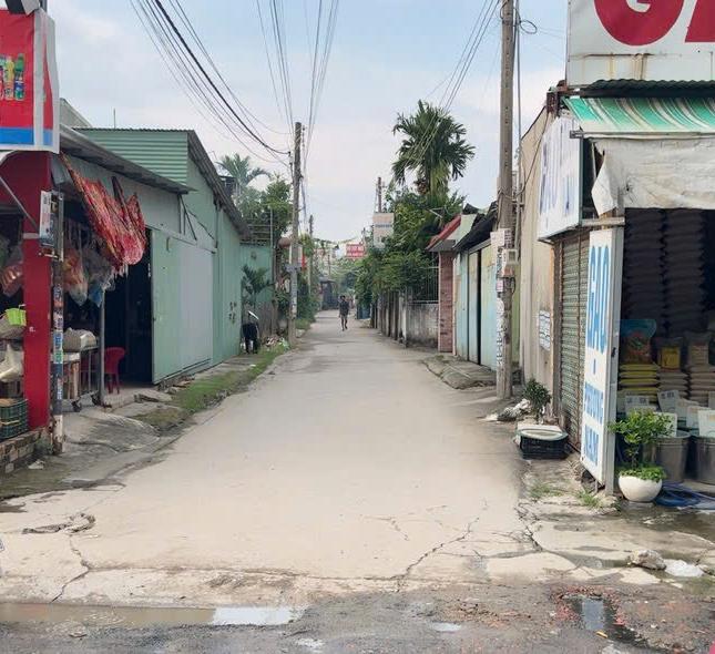 Ngộp! bán gấp nhà ngay chợ KP4, đường Nguyễn Thái Học, giảm hơn 200tr
