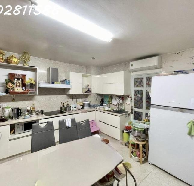 RẤT GẤP, GIẢM 10.5 TỶ CÒN 8 TỶ HƠN - NHÀ HXH CÁCH MẠNG THÁNG 8 QUẬN 3 - DT 60m2, NGANG KHỦNG 7.5M