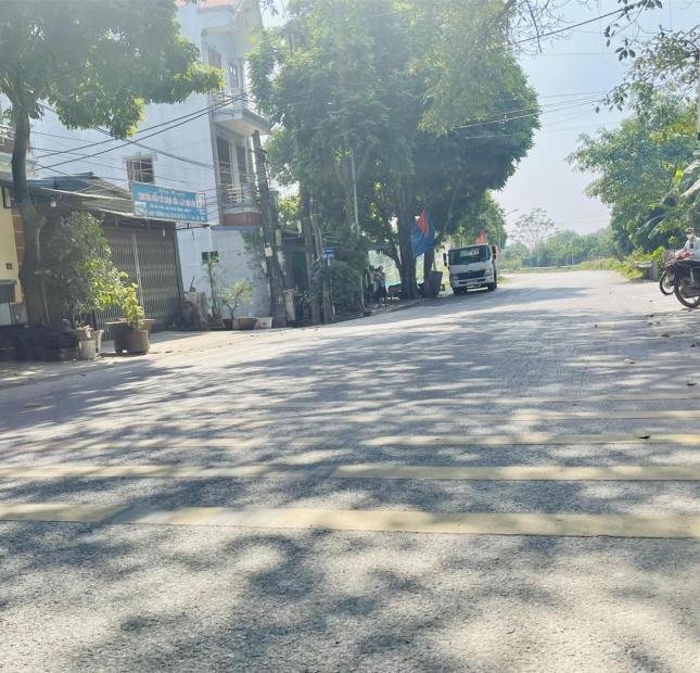 Bán đất KD mặt đường liên xã tại Việt Hùng-Đông Anh giá chỉ  nhỉnh 3 tỷ