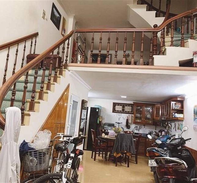 NGUYỄN TUÂN - TRUNG TÂM - LÔ GÓC 3 THOÁNG - OTO TRÁNH - KINH DOANH ĐỈNH - 42M2 - 4 TẦNG - NHỈNH 12 TỶ