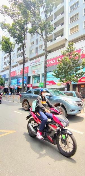 Bán Tòa Nhà 63  Đường Nguyễn Văn Đừng P6. Quận 5