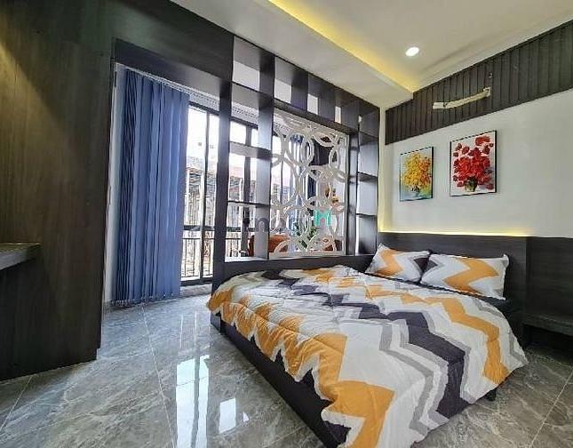 Nhà mới 3 tầng ngay Công viên Văn hóa Gò Vấp, SHR, hoàn công đủ
