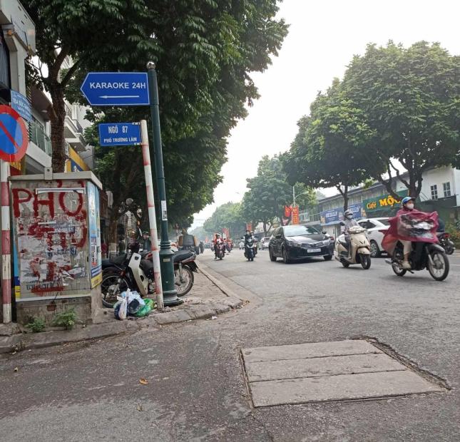 Bán đất hiếm đường Trường Lâm cạnh Quận Uỷ Long Biên, ngõ thông, 33m2 chỉ nhỉnh 2 tỉ.