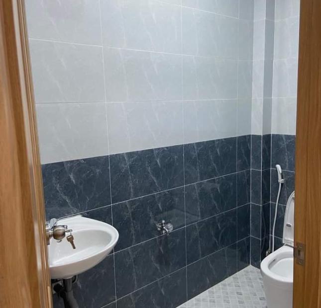 Bán nhà 48m 1sec Kinh Dương Vương đối diện cổng BX MIỀN TÂY 3.1 tỷ