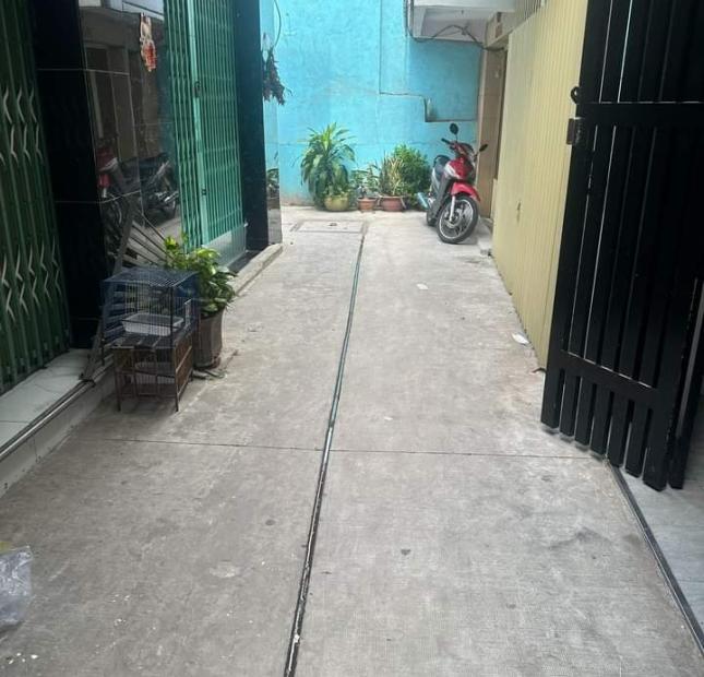 Bán nhà 47m đg Kinh Dương Vương đối diện cổng BX MIỀN TÂY 3.1 tỷ