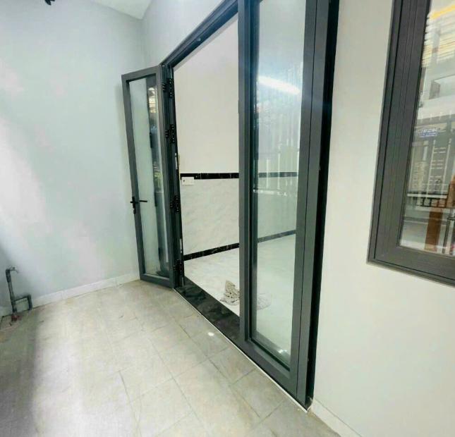 60M2 HẺM OTO NGANG 4 - SIÊU RẺ - HẺM Ô TÔ NGAY CỬA QUẬN 12 P. HIỆP THÀNH .GIÁ CHỈ 2,79 TỶ.