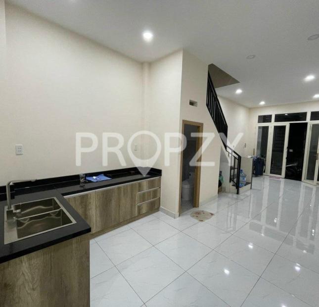 *NHÀ ĐẸP 2 TẦNG NGAY BẾN XE MIỀN TÂY GIÁP QUẬN 6,GIÁ CHỈ 3.1 TỶ
