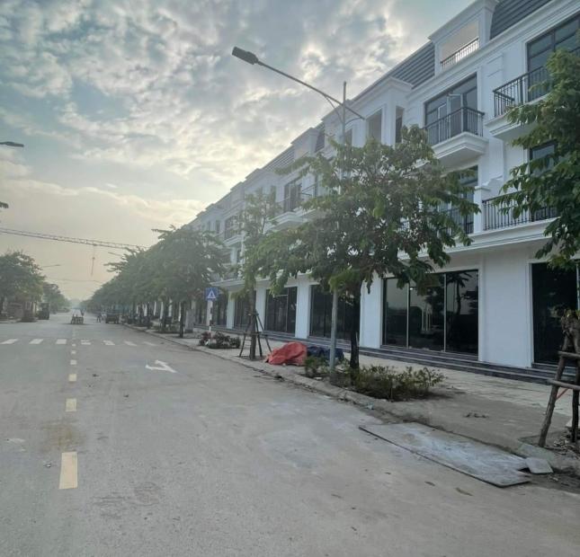 Chính chủ cần bán căn Nhà vườn 104m2 giá 5.x tỷ tại HUD Mê Linh Central.
