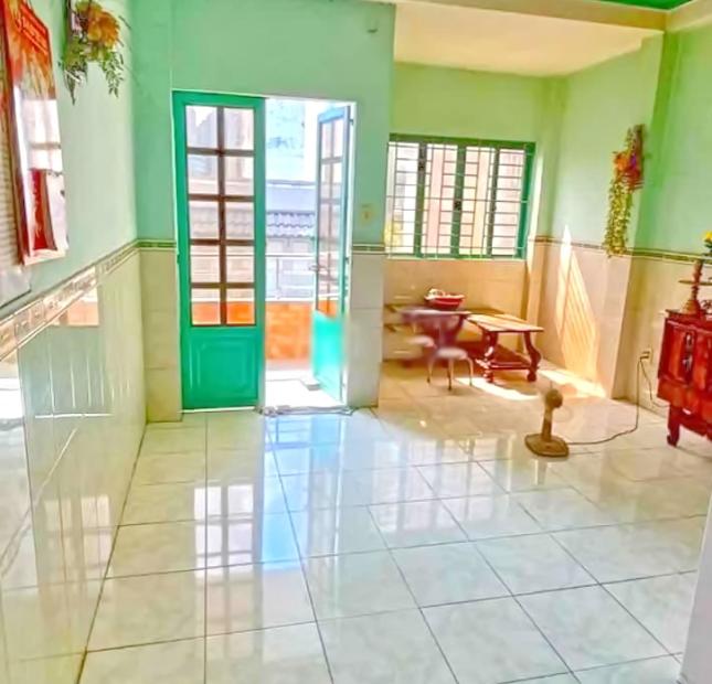 NHÀ 1 LẦU SÂN THƯỢNG HẺM XE HƠI NGUYỄN THỊ THẬP, P.TÂN PHÚ, QUẬN 7