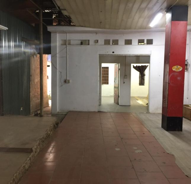 Cho thuê kho xưởng số 63 ngõ 100 Nguyễn Chí Thanh, thông với 157 Pháo Đài Láng, ô tô cách 20m.