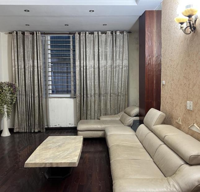Cần bán nhà PHỐ TRUNG KÍNH, Cầu  Giấy 54 m2, 5 tầng, ô chờ TM, ô tô vào, ở sướng.