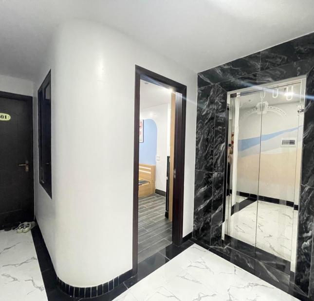 Bán CCMN Cầu Giấy, Quan Hoa 75m2x7t thang máy, full nội thất, dòng tiền 100tr/t, giá 15,3 tỷ 