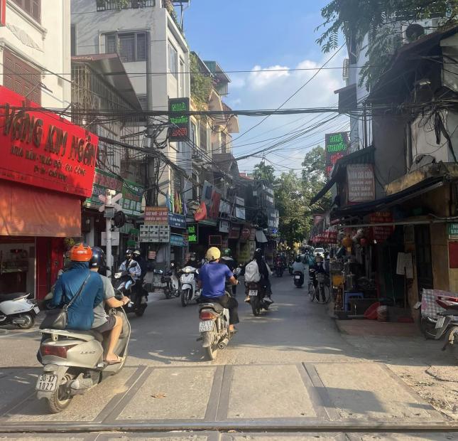 Bán nhà Phú Đô 48,5m2 - 4 tầng - chào 6,8 tỉ - mặt đường ô tô qua, kinh doanh buôn bán tấp nập.