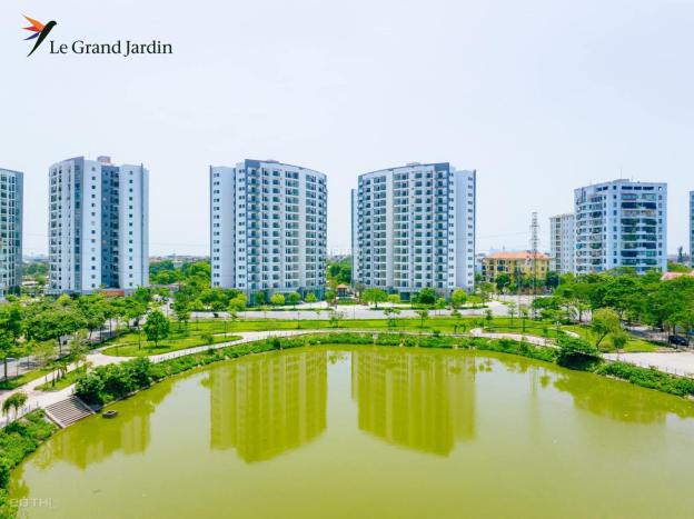 Bán căn hộ 3PN-4 ban công view hồ Sài Đồng( 106m2) tại CHCC Le Grand Jardin, giá 43tr/m2