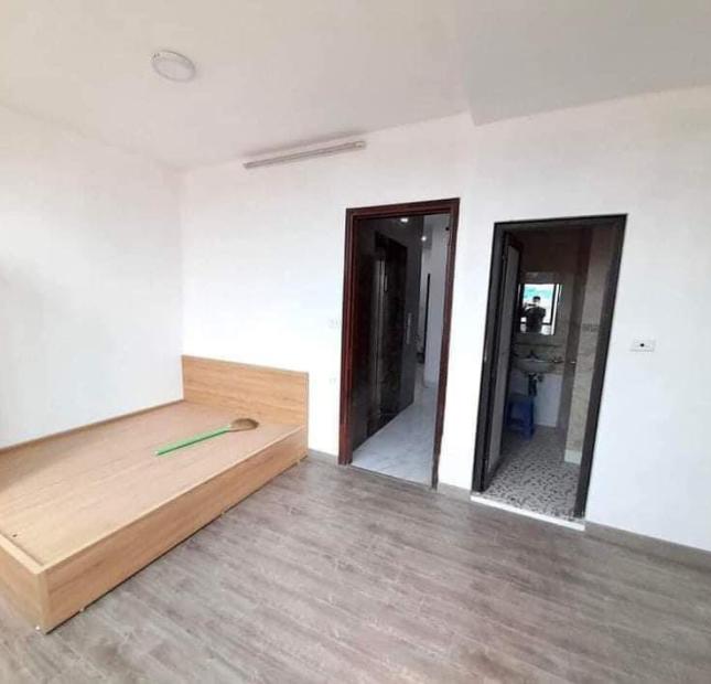 Gà Đẻ Trứng Vàng Với Tòa Nhà  Dịch Vụ Ngõ 43 Trung Kính, 80m Chỉ Nhỉnh 14 tỷ