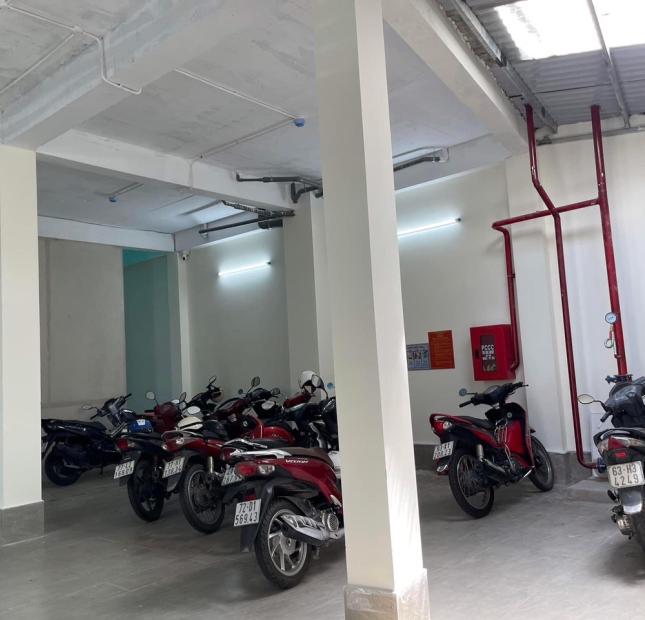 Bán Căn Hộ Dịch Vụ 4Lầu 210 m² , Ngay các trường ĐH, P. Tăng Nhơn Phú A 