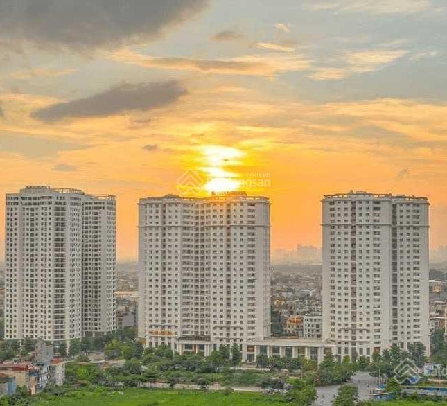 DUY NHẤT 1 CĂN TẦNG THẤP DIỆN TÍCH 141M2 TTS GIÁ 3,7 TỶ BAN CÔNG ĐB - ĐN ĐÓNG TRƯỚC 1,1 TỶ NHẬN NHÀ