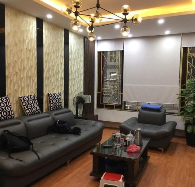 Bán nhà Trung Kính 42mét nhà 5 tầng, mặt tiền 3m giá bán 4.5 tỷ Cầu Giấy