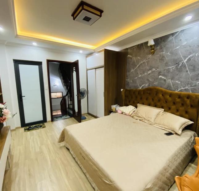 GIẢM 500TR ! Nhà phố Quan Nhân, ô tô đỗ cửa, 2 mặt thoáng mát, vị trí đỉnh, 42m*5T chỉ nhỉnh 7 tỷ.