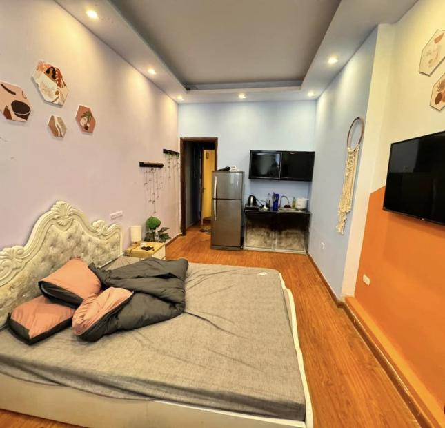 SIÊU PHẨM KINH DOANH MẶT PHỐ BA ĐÌNH - HÀNG HIẾM - VIEW HỒ NGỌC KHÁNH - KINH DOANH - Ô TÔ - 28M2,