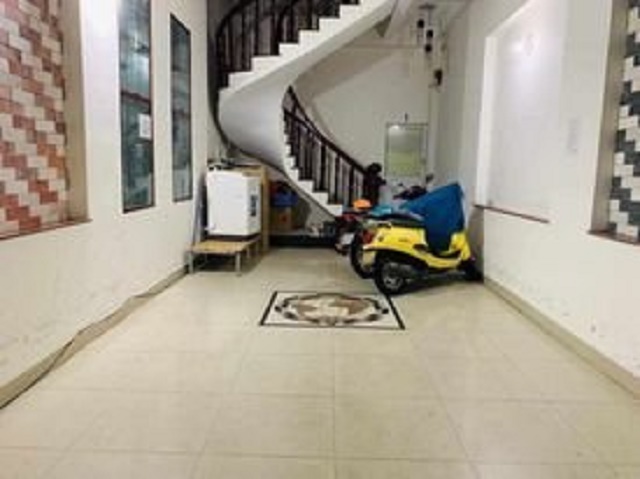 PASS PHÒNG DECOR SẴN - NỘI THẤT CƠ BẢN có thể chuyển vào ở ngay - CÓ CỬA SỔ LỚN