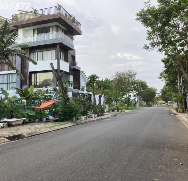 Bán đất biệt thự KDC Lập Phúc Nhà Bè. DT 10m x 25m, đường 20m, thông Đào Sư Tích, PMH Quận 7