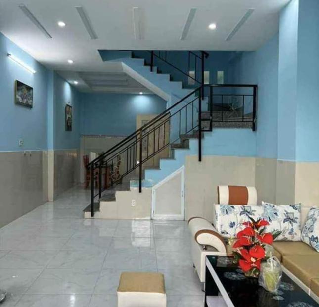 Cách Mạng Tháng Tám, Quận 3, 53m2, ngang gần 5m, Giá chỉ 5.19 tỷ
