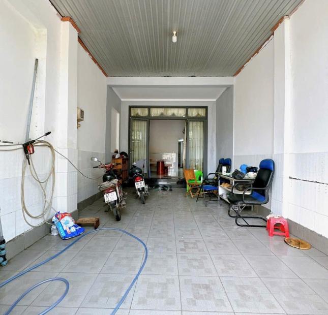 Cần bán gấp nhà 1 lầu Tân Hiệp, 4m x 23m, đường nhựa thông chỉ 2ty8