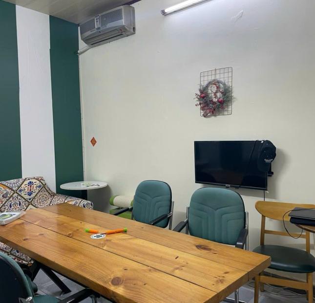 Nhà ngộp! Bán gấp nhà 155m2, ngang 4m gần KS Hoà Bình chỉ 2ty650