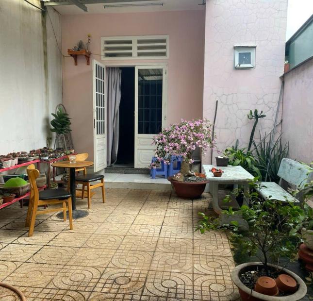 Nhà ngộp! Bán gấp nhà 155m2, ngang 4m gần KS Hoà Bình chỉ 2ty650