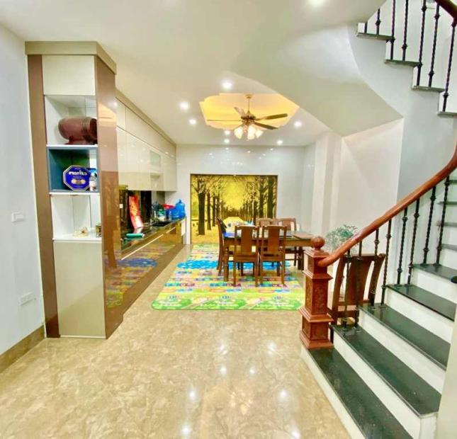 SIÊU PHẨM NHÀ ĐẸP, PHÔ XUÂN LA ,TÂY HỒ ,5 TẦNG THANG MÁY , 2 MẶT THOÁNG GẦN TÂY HỒ , NGÕ THÔNG TỨ