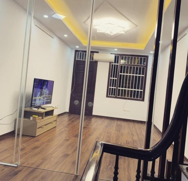 Bán nhà Xã Đàn 35m2 x 5 tầng, mt 5.1m, nhà đẹp ở luôn, nhỉnh 5 tỷ