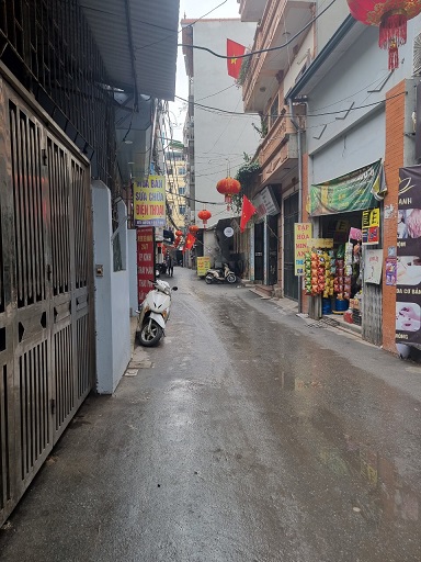 Cho thuê văn phòng số nhà 25 ngõ 35 lê đức thọ, 4 tầng nhà mới hết tháng 12 cho thuê