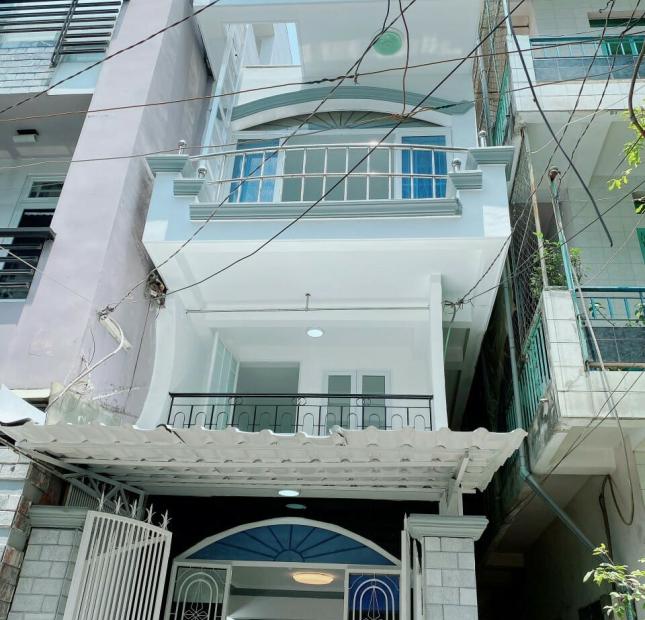 Bán nhà quận 10, đường Nguyễn Tiểu La, phường 8, 31.8m2, hẻm xe hơi, 7 tỷ
