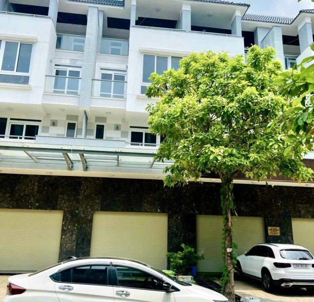 Bán nhà KDC Văn Hoa Villas Thống Nhất, Biên Hòa: 5 x 20, giá 8,7 tỷ. 