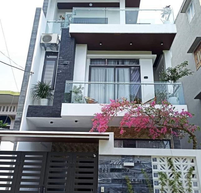 Nhà đẹp mới xây tại Bình Chuẩn,Thuận An chỉ 900 triệu nhận nhà
