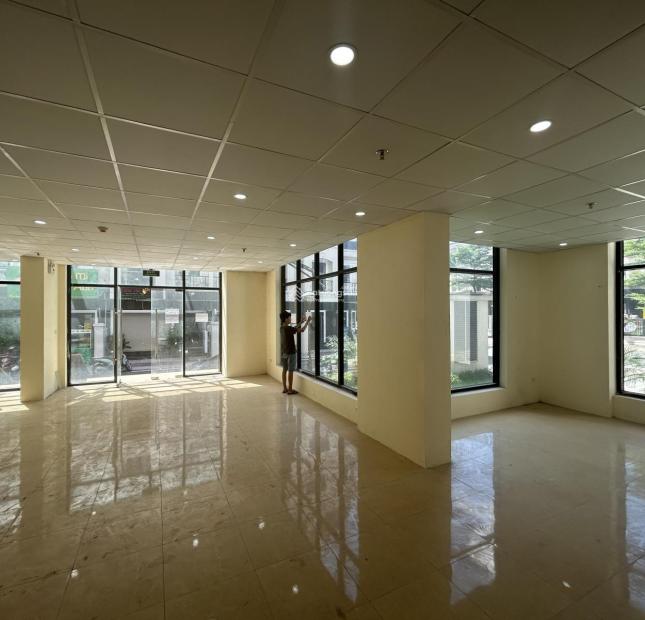 Chính chủ bán shophouse chân đế, căn 103 tòa M5 Mipec Kiến Hưng
