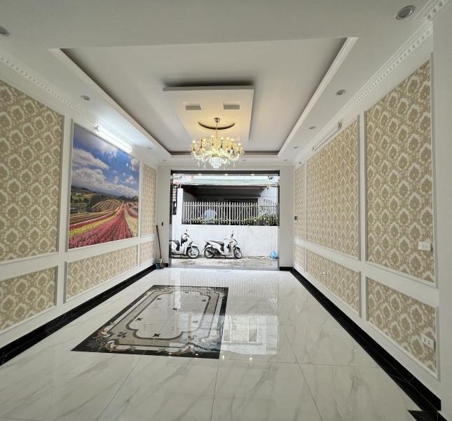 Bán nhà Phúc Lợi,Long Biên 60m,5 tầng ,thang máy,oto đua hơn 7.5 tỷ