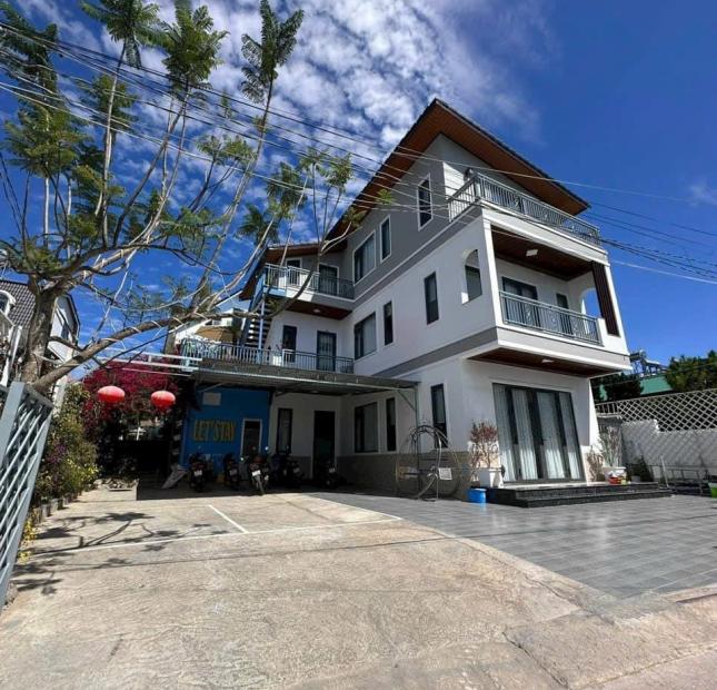 Bán Tổ Hợp căn villa và homestay  tp Đà Lạt