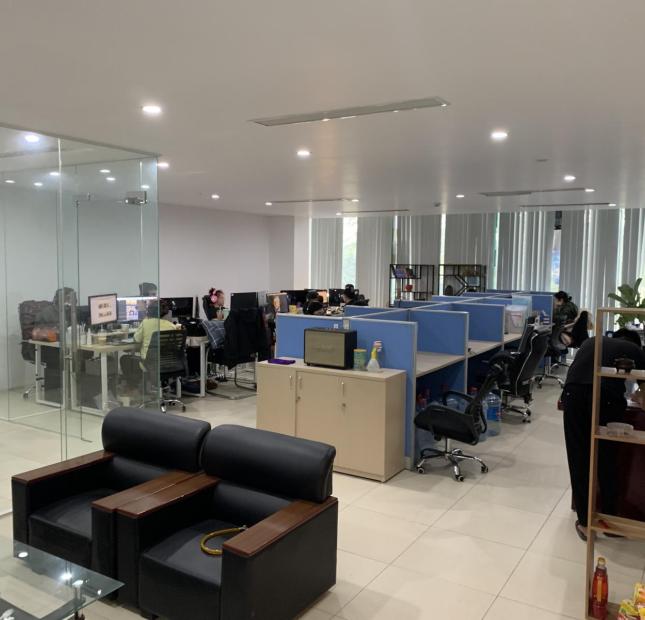 Cho thuê văn phòng giá rẻ mặt phố Nguyễn Hoàng 110m, 150m, 200m, 300m nội thất cơ bản 