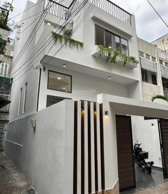 Nhà như biệt thự mini Ngang 6m, Xe Hơi 7c vào Nhà Đường Huỳnh Văn Bánh, P11, Phú Nhuận