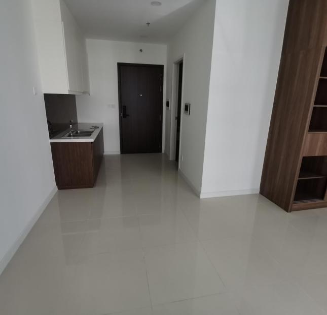 Chính chủ cho thuê căn hộ Cao cấp Central Priemium số 854 Tạ Quang Bửu Phường 5 Quận 8: 39m2, 1PN, nhà trống giá 7tr5/tháng