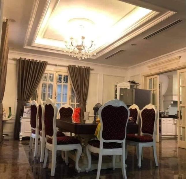 Bán Biệt Thự  KĐT Việt Hưng Khu VIP đẳng cấp thượng lưu,210m2, 4 Tầng,MT 10m,Hơn 29 Tỷ