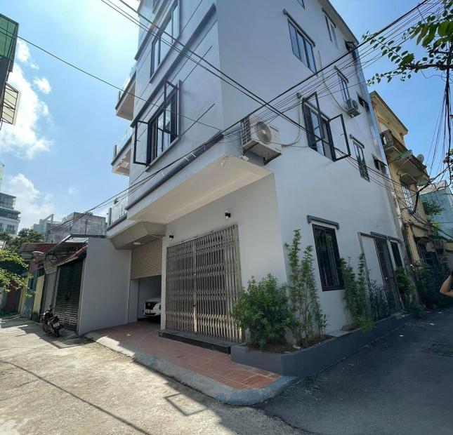 nhà đẹp lô góc Long Biên, 95m x 4 tầng, mặt tiền 9.3m, gara ôtô, full nội thất