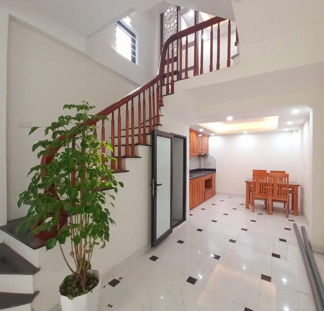 HỮU DUYÊN! nhà Cầu Bươu, Hà Đông 60m2 mặt nhỉnh 6 tỷ Ô TÔ - PHÂN LÔ